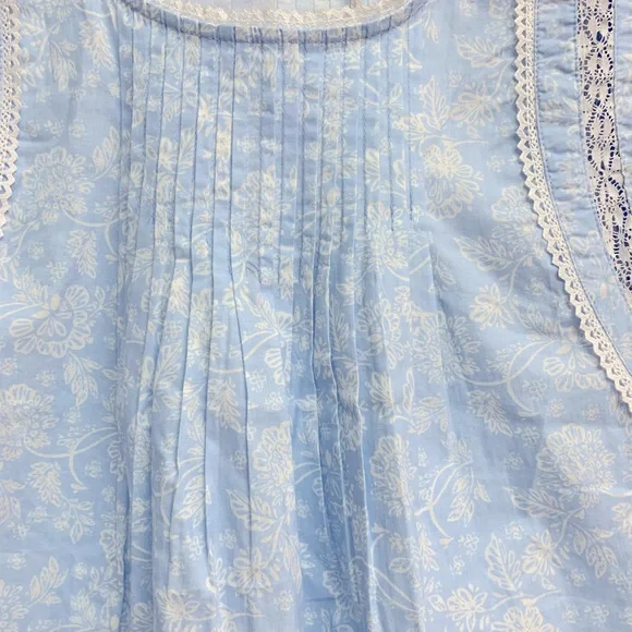 Jennifer Grace Top Size XL Women's Sophie Blue Flutter Sleeve Floral Cotton - Picture 2 of 7